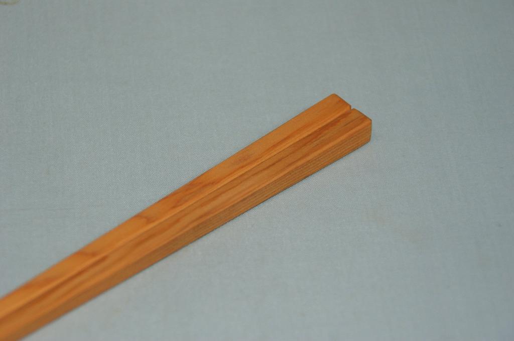 Nakatani Brothers Company Yamanaka Lacquerware Japanese Chopsticks (Safe and Secure Made In Japan) Hokkaido Shichiki Chopsticks Ichii (Yew)