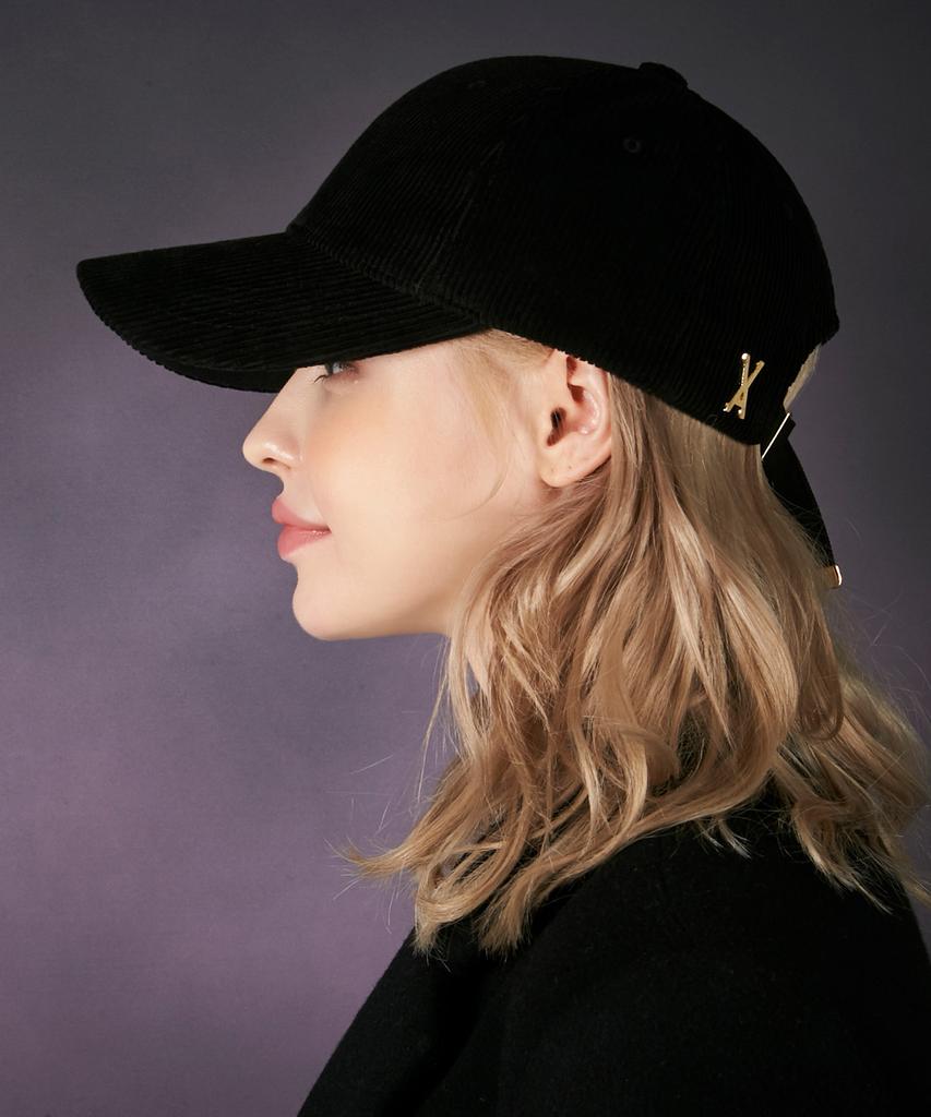 Bajal Gold Point Corduroy Oversized Ball Cap Black