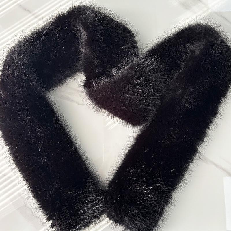 

European and American Style Thickened Imitation Fox Fur Scarf: Warm, Versatile, Plush Neck Warmer