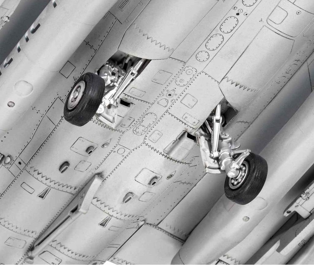 German Revell 1/48 French Air Force Dassault Rafale C Plastic Model 03901