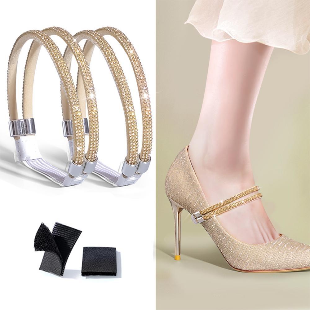 Damenschuhe mit hohen Absätzen mit dekorativen Schnallen, bequemen Schnürsenkeln, elastischen Bändern und rutschfesten Fersenriemen