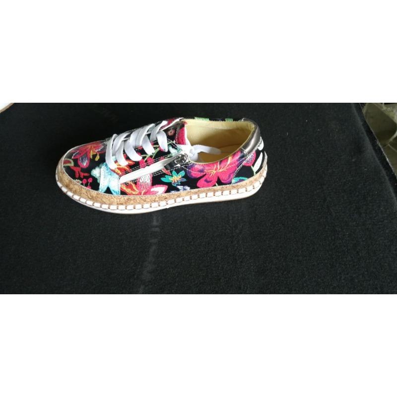 

Женские туфли-рыбаки и женские повседневные спортивные кожаные на плоской подошве большого размера 43