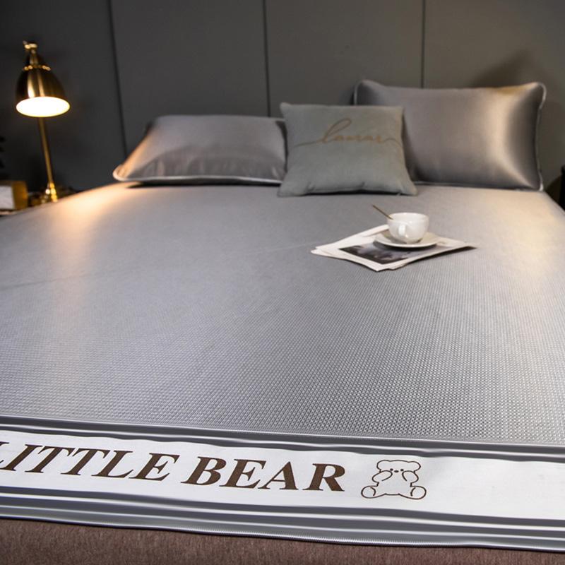 1800D Carbon Light Filtering Fibres Summer Mat Designed for Bed Gentle Comfortable Cool Bed Mat Ice Silk Naked Sleeping Skin Friendly Cooling Pad