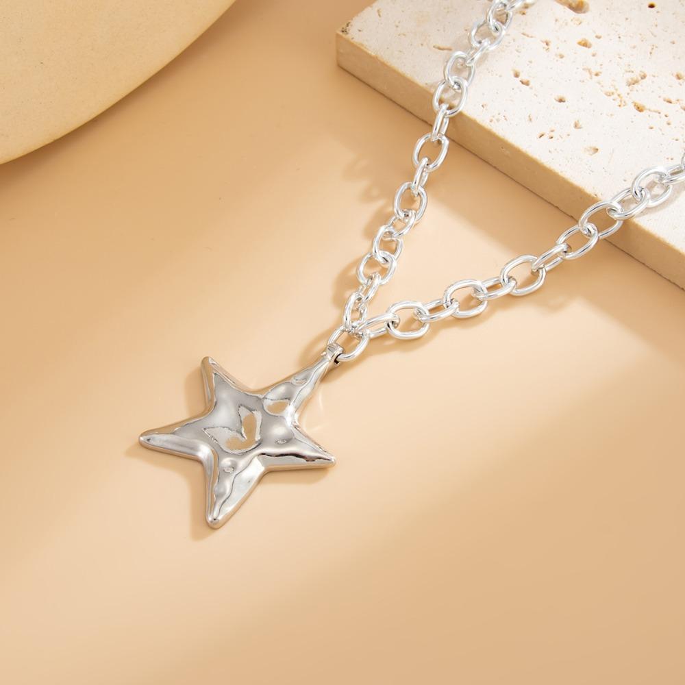 Design Pleated Five-pointed Star Pendant Necklace, Versatile Ins Chain Collarbone Chain Necklace Necklace for Women