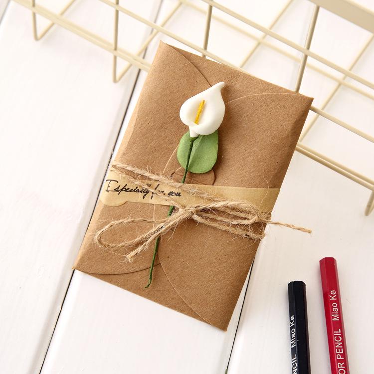 Handmade Kraft Paper Dried Flower Greeting Card - Holiday Wishes for Customers