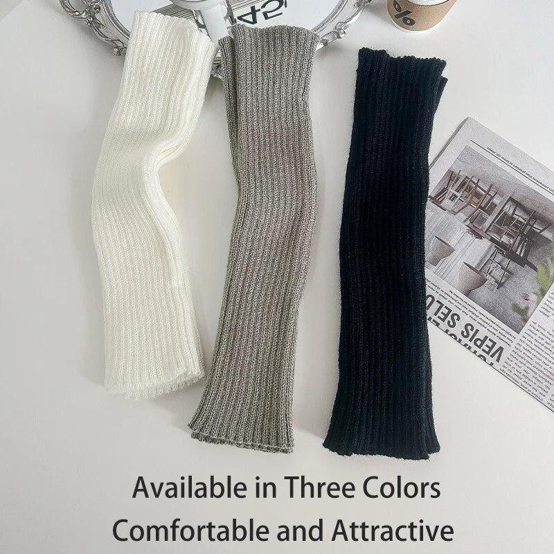 2 Pairs of Women's Four-season Autumn and Winter Solid Color Harajuku Fashion Wear Trendy Simple JK College Style Pile Socks