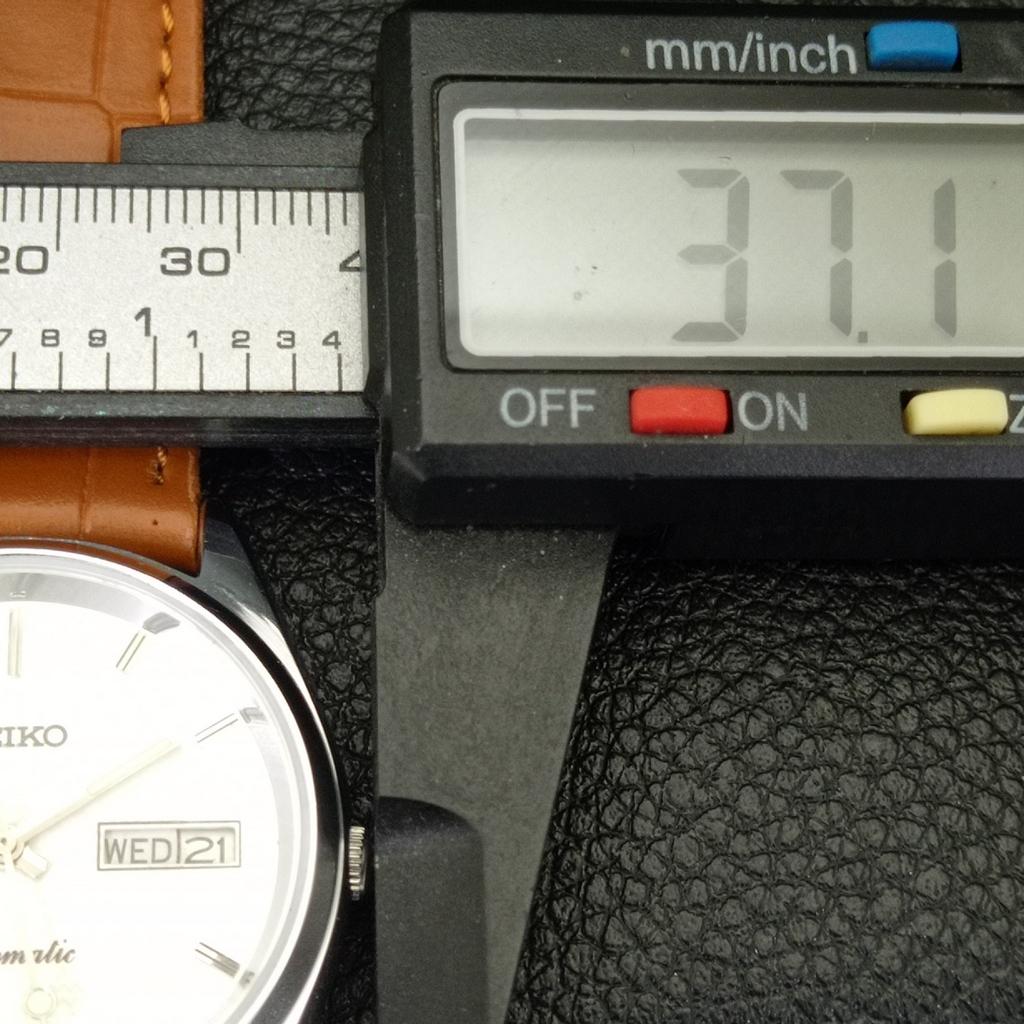 VINTAGE SEIKO AUTOMATIC 6309A REFURBISHED JAPAN MENS SILVER DIAL WATCH A701691-5 R206c-a701691