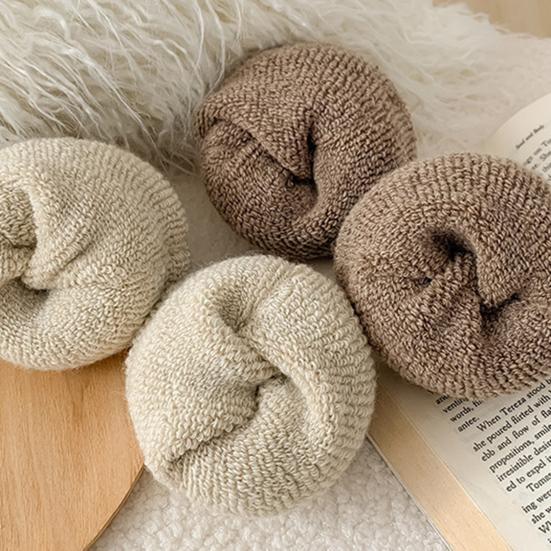 Unisex Winter Socks Warm Thickened Crew Socks Ribbed Stretchy Casual Thermal Socks for Men Women Daily Errands Hiking Skiing