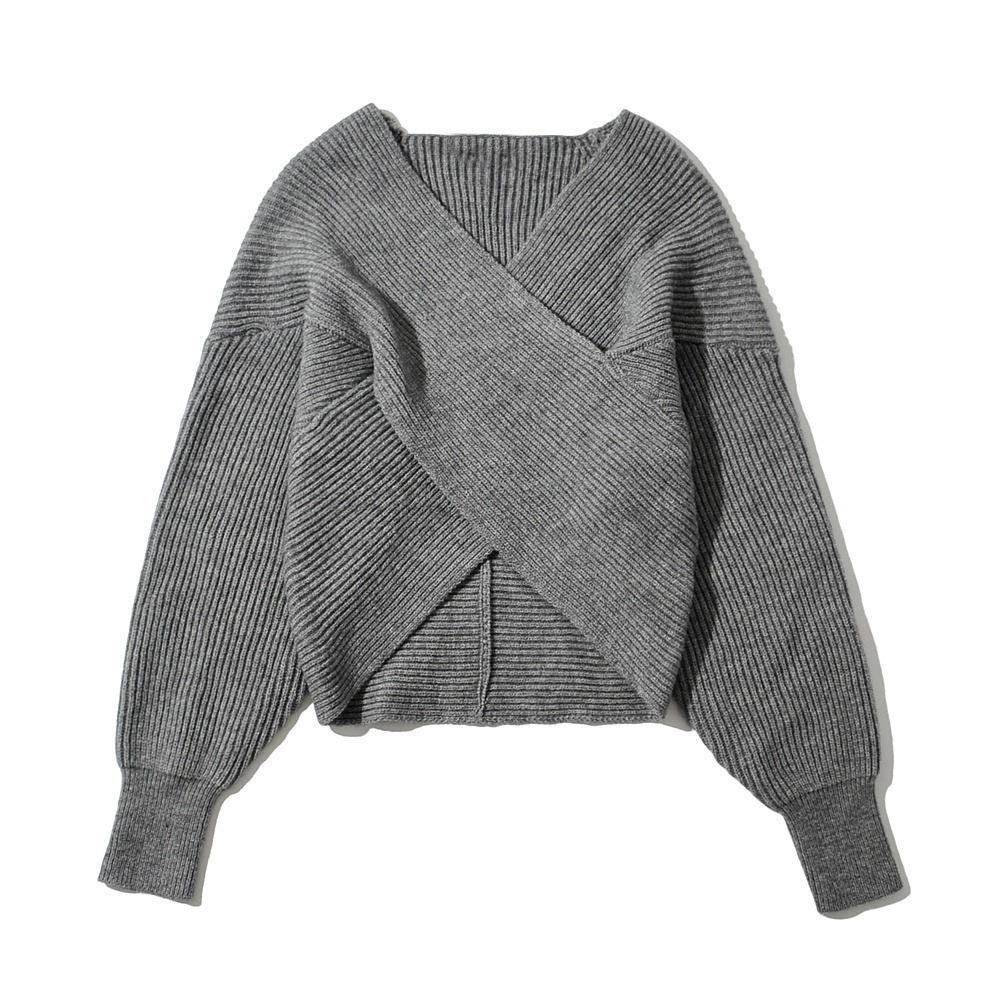 Autumn and Winter Women s Pullover Sweater French Retro Cross V-neck Bat Sleeve Loose Knitted Sweater Top One size 2828₽