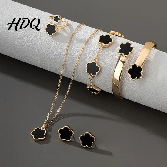 Lightweight Structure Jewelry Set 5Pcs/Set Women Lucky Flower Decor Sparkling Rhinestones Fashionable