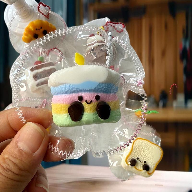Delightful Simulated Toast Squeeze Toy, Cartoon Silicone Fun Mini Anti-stress Slow Response Items Gifts