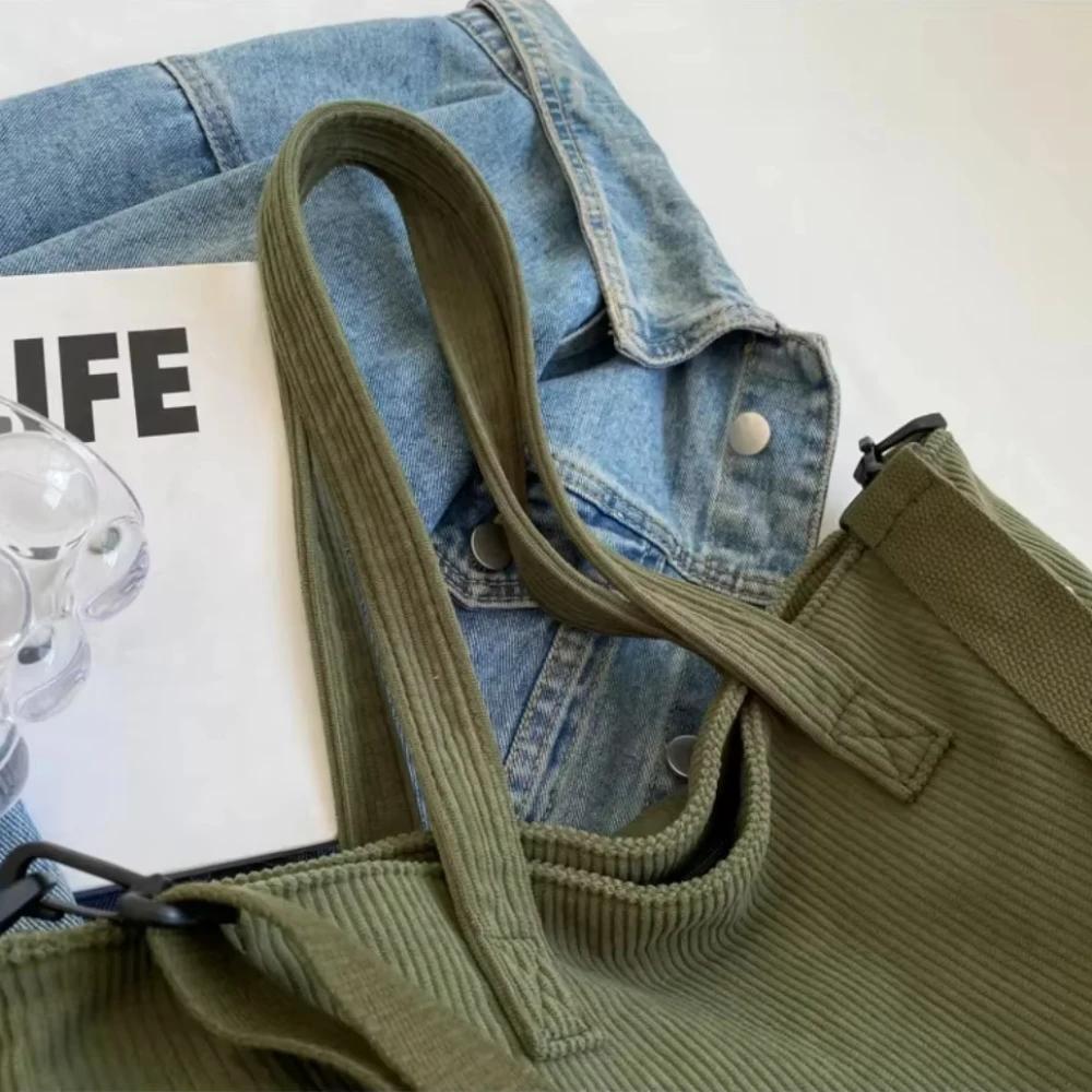 Versatile Shoulder Bag College Wind Commuting Corduroy Square BagUnisex Large Capacity Leisure Portable Crossbody Bag