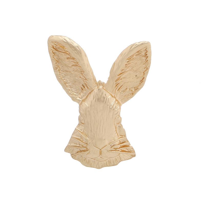 Retro gold rabbit brooch niche men's and women's literary temperament pin suit corsage high-end accessories