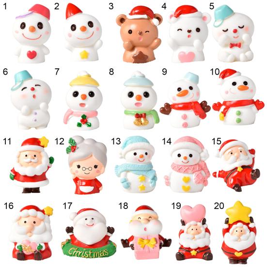 Christmas Figurine Eco-friendly Cartoon Design Exquisite Resin Christmas Micro Landscapes Ornament for Decoration