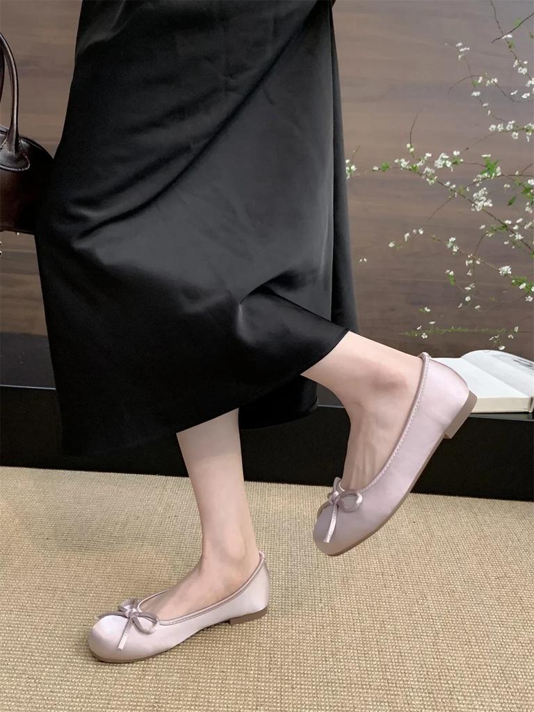 Fashion Fashion Silk Women Ballet Flats Shoes Luxury Designer Shallow Female Round Toe Butterfly-Knot Ladies Slides Shoes