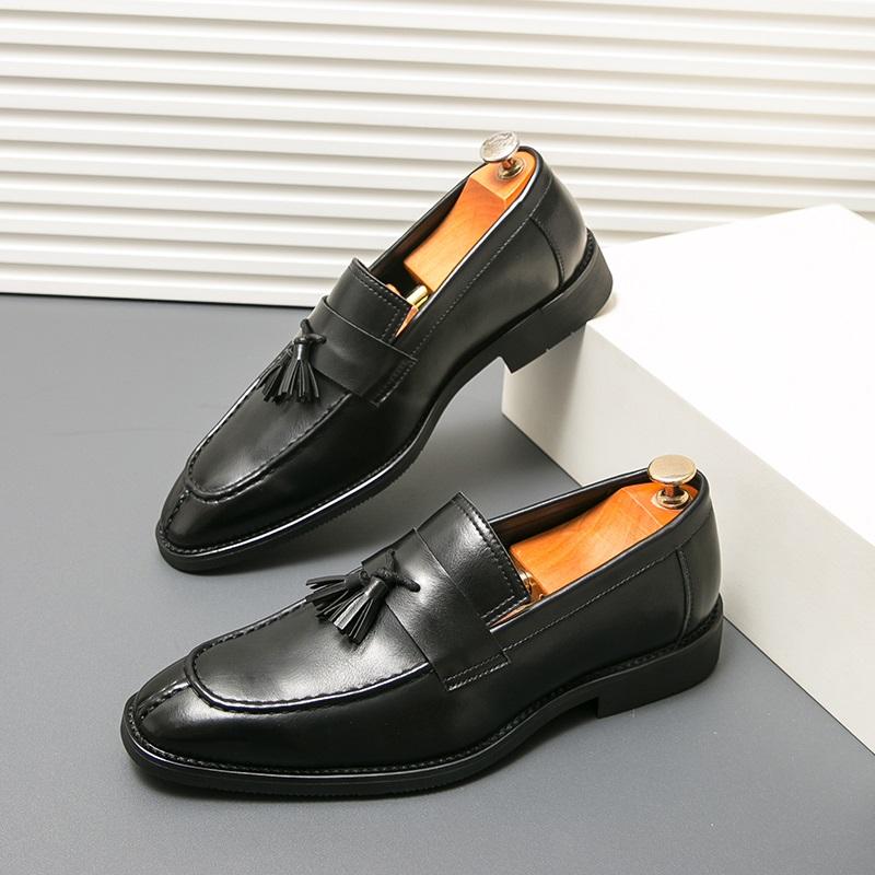 Britain Men's Black Brown Tassels Flats Leather Business Casual Shoes Male Loafers Formal Dress Footwear Sapatos Tenis Masculino