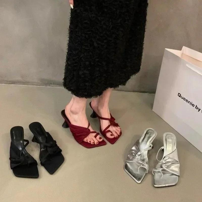 Designer Summer Woman Slippers Fashion Clip Toe Slip On Slides Shoes Ladies Outdoor Dress High Heel Sandalias 35-40