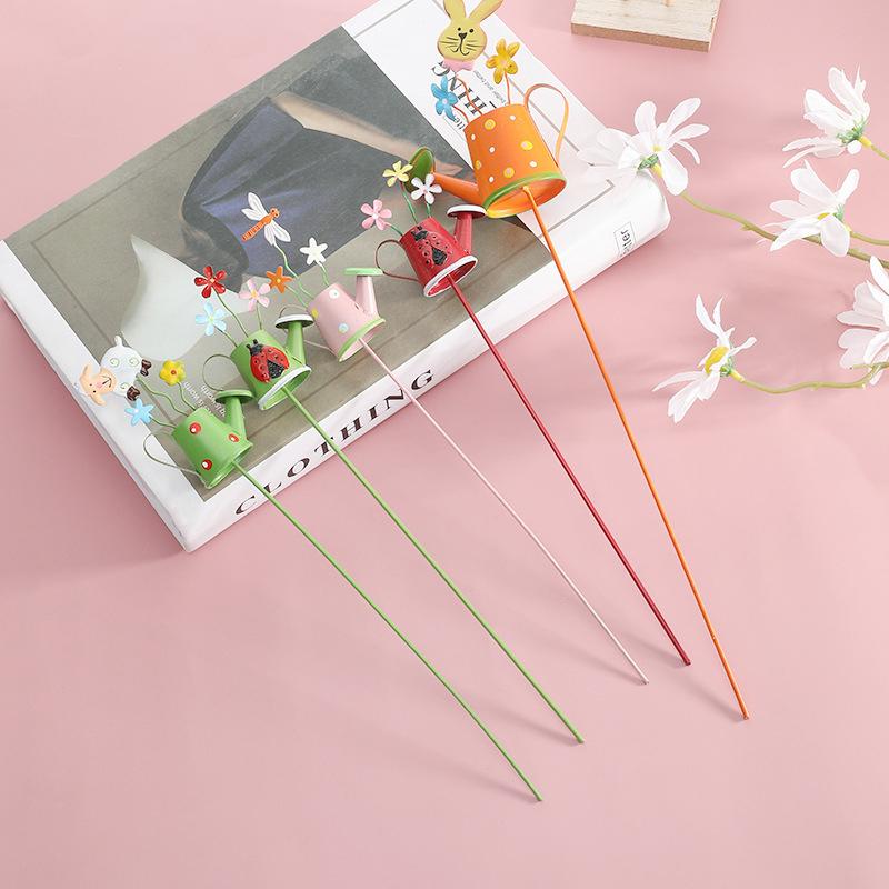 Saksı Bahçe Kazığı Süslemeleri İç Mekan Dış Mekan Çim Yol Çim Süsü Dış Mekan Bahçe Dekorasyonu