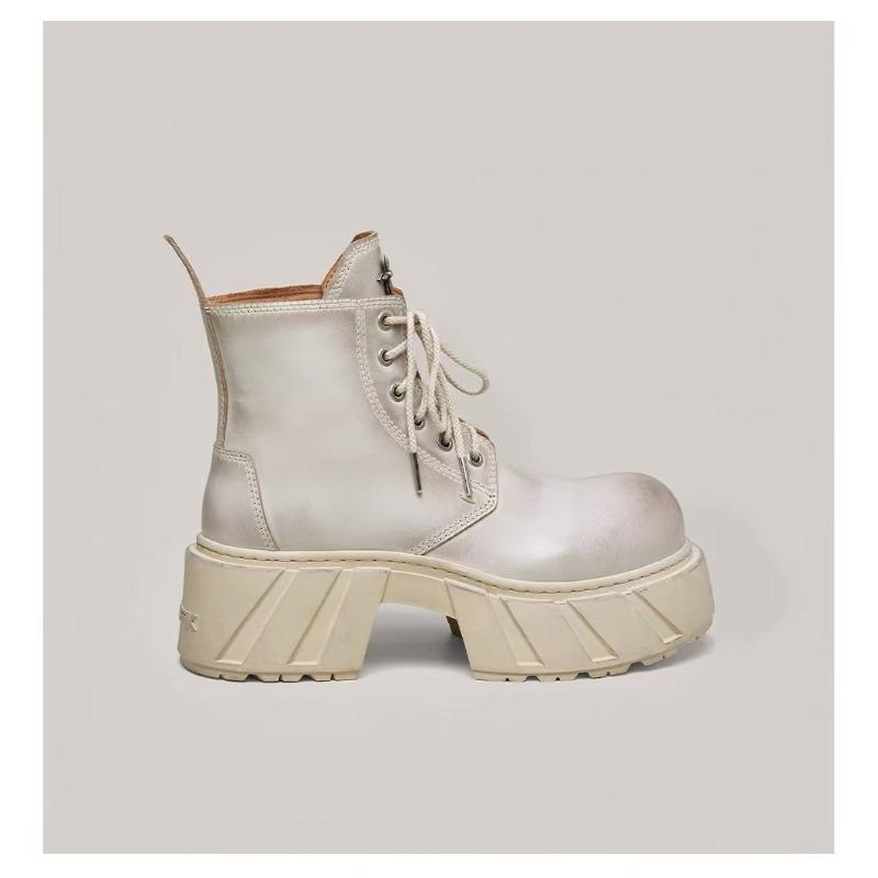 

High-end niche new leather round head muffin thick sole heightening lace-up sports and leisure small leather shoes Martin boots 40