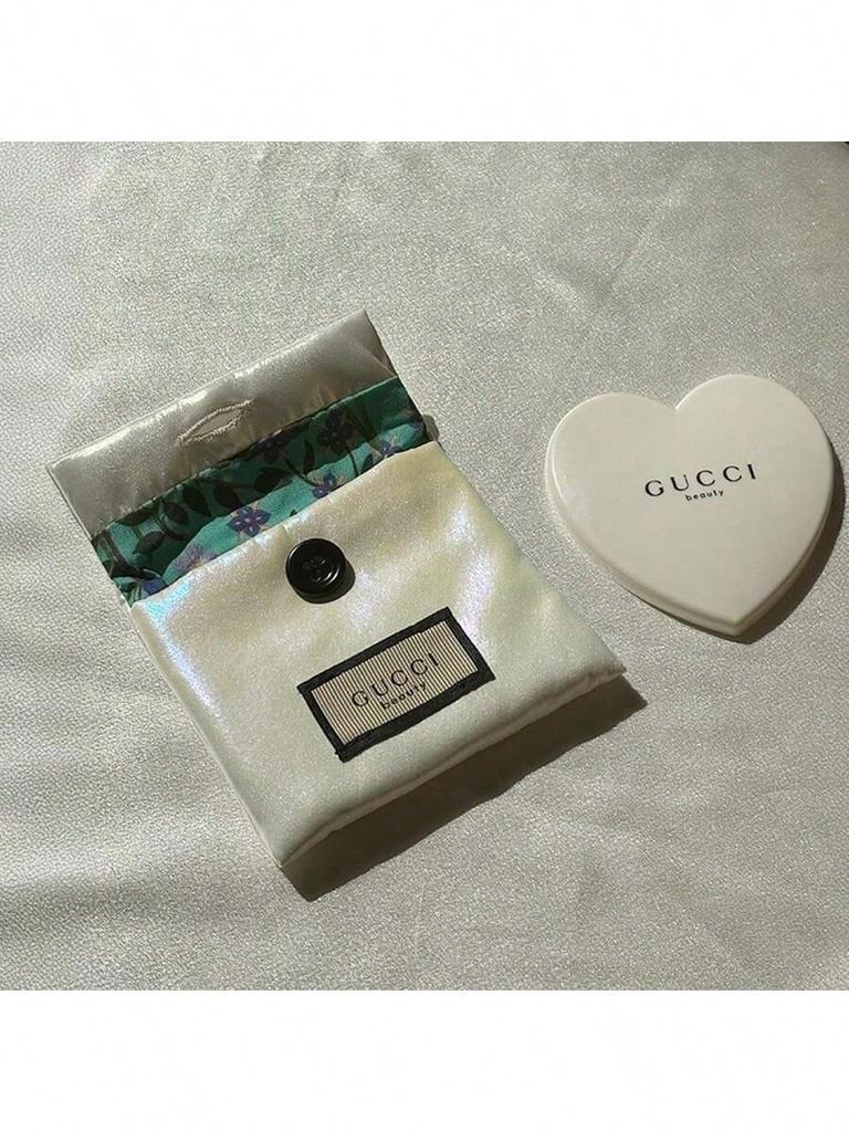 Gucci Set Specchio Cuore Luminoso con Custodia in Raso