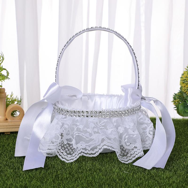 White Flower Girls Basket Pearl Lace Simple Wedding Basket for Flower Bride/kids Hand Held Wedding Ceremony Party Decorations