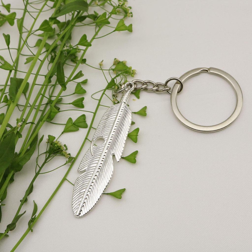 Elegant Feather Keychain Pendant - Hot Selling Simple Jewelry