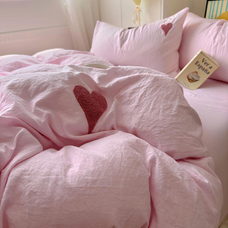Cute Pink Heart Bedding Set Ins Nordic Embroidery Bed Sheet Set Of Four Pieces Home Luxury Duvet Cover Set For Girls