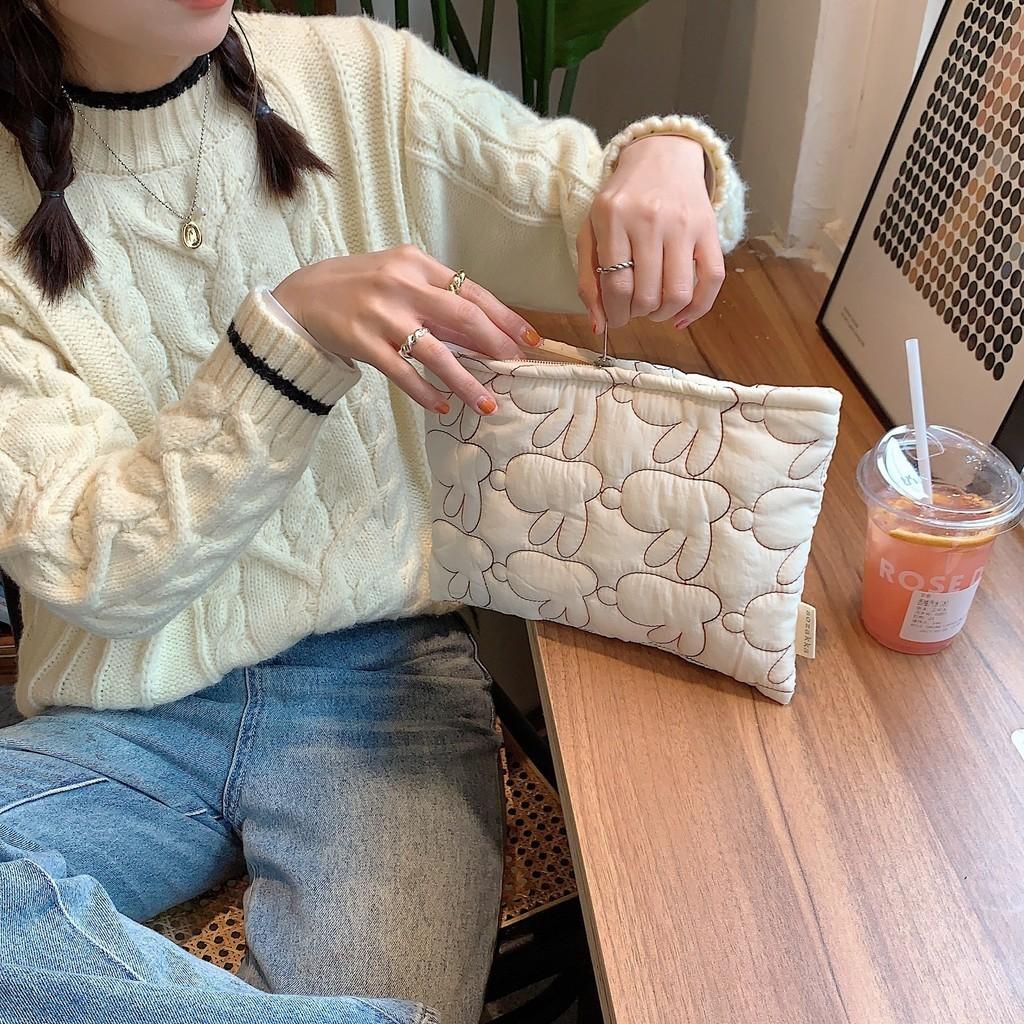 Cute Lightweight Embroidered Rabbit Zipper Cosmetic Bag For Girls Makeup Storage