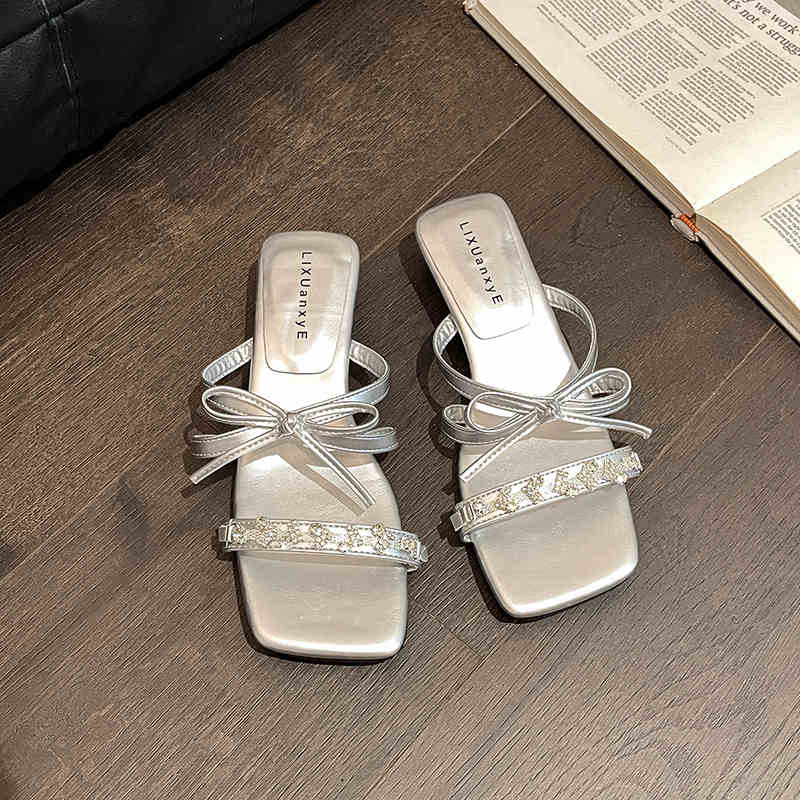 

2025 Summer Women Crystal Butterfly-knot Slippers Concise Beach Slide Ladies Thick Heel Dress Sandalias 35 серебряный