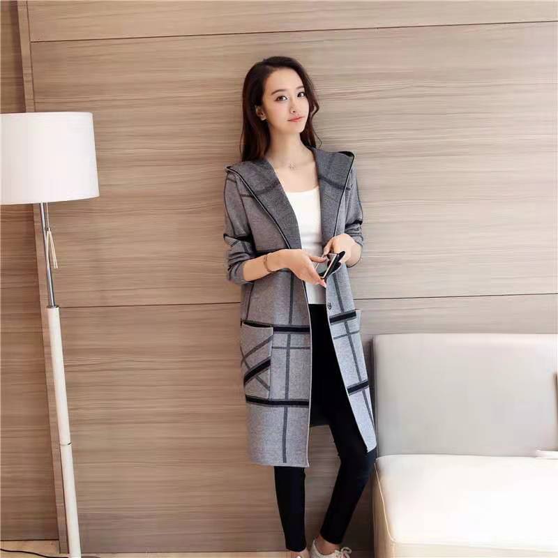 Knitted cardigan women's medium and long fashion outfit spring and autumn new autumn and winter loose plaid sweater jacket