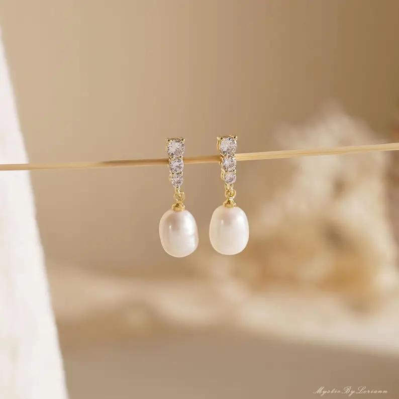 Hengsheng New Arrivals 7-8mm Freshwater Pearl Stud Earrings 18k Gold Cyral Zircon Earrings for Women Jewelry Gift
