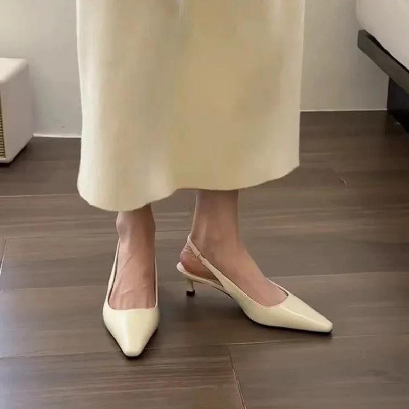 Spring Summer Women Kitten Heels Pointed Toe Sandals Fashion Back Buckle Bling Silver Ladies Casual Med Heels Shoes Sandals