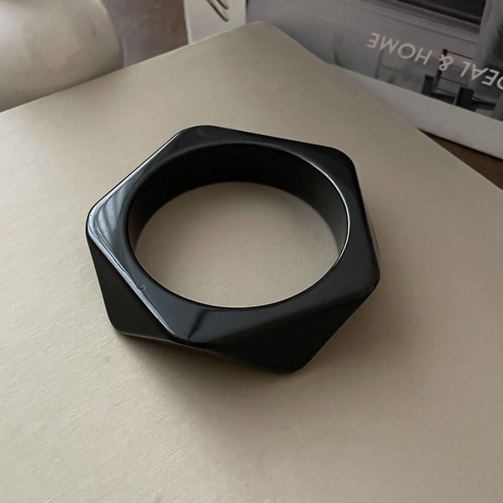 Europe American Style Irregular Wide Bracelet Smudging Retro Hand Ring Vintage Resin Bangle Women
