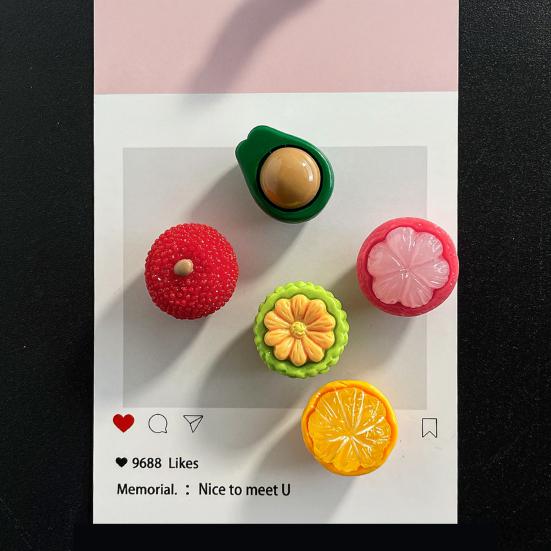 5Pcs 3D Simulated Fruit Refrigerator Magnet Resin Waxberry Orange Avocado Mangosteen Magnet Home Kitchen Office Whiteboard Locker Decor