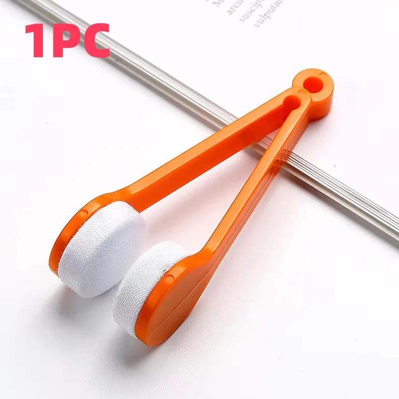 

1/3/5 PCS Portable Glasses Cleaning Brush Spectacles Cleaner Glasses Cleaner Rub Eyeglass Cleaning Brush Wiping Tool Kit