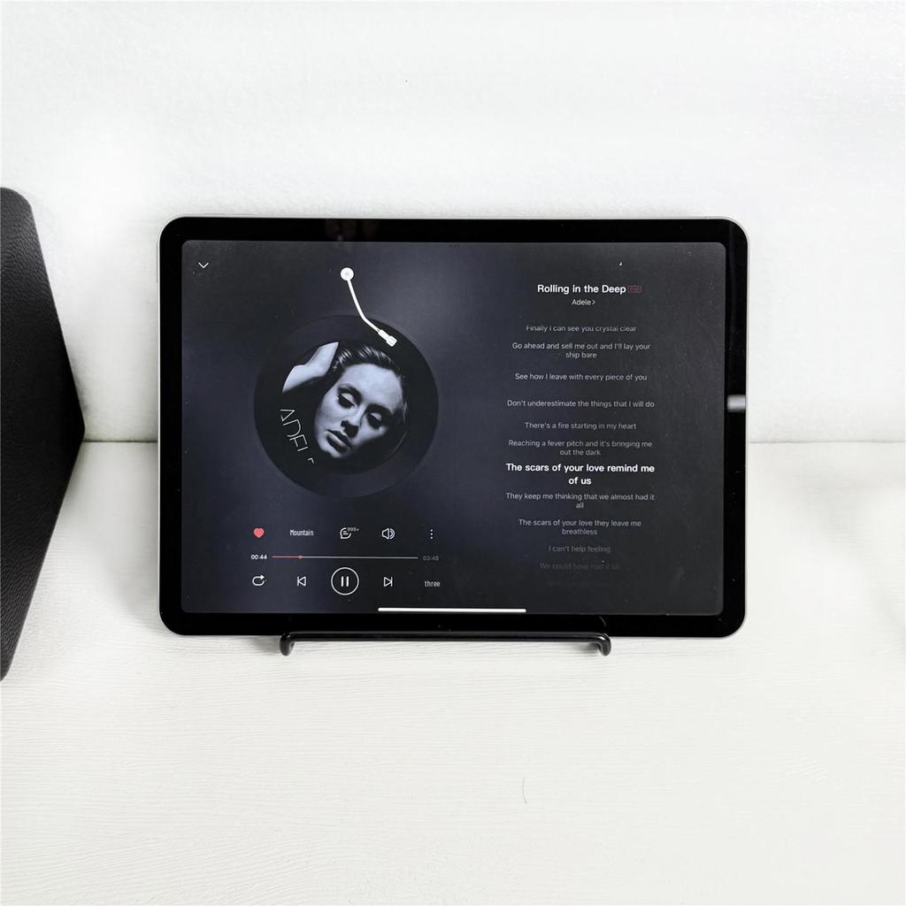 New 2024 iPad Air 5/6 10.9-inch Display Prop (Not a Real Device)