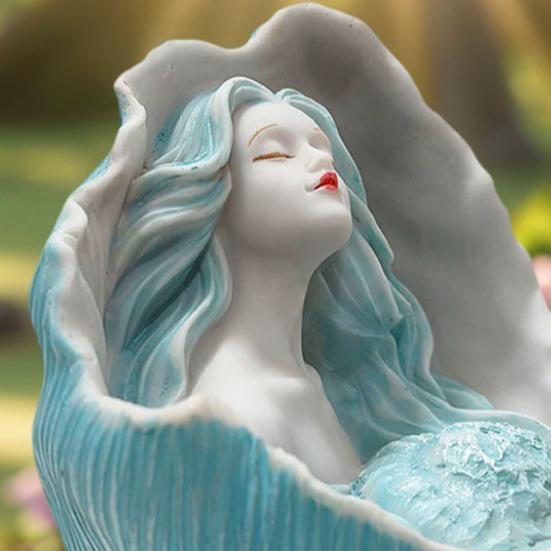 Conch Girl Figurine Sea Snail Women Resin Statue Sculpture Indoor Home Office Desktop Bookshelf Decoration Ornament