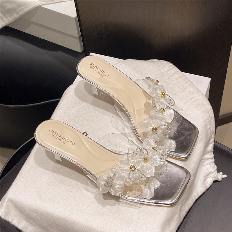 

2025 summer new Korean version square head foot thick sole fashion casual middle heel women s rhinestone transparent with cool slippers 40 серебряный