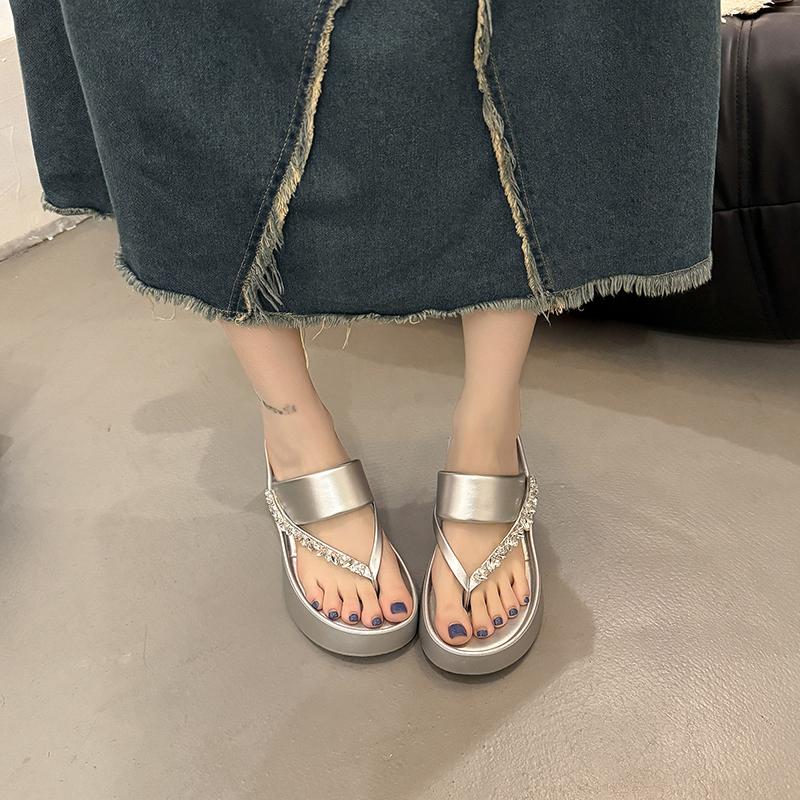 Summer Women Platform Wedges Heel Slippers Fashion Crystal Clip Toe Shoes Ladies Casaul Dress Street Style Slides