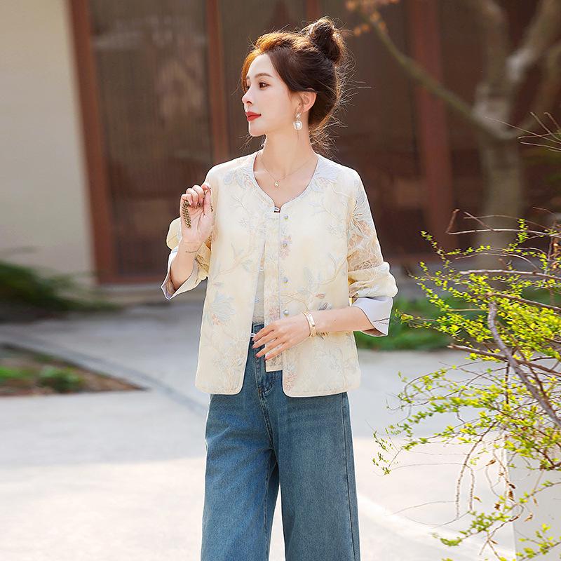 2025 Spring New Chinese G Style Women's Jacket with Heavy Embroidery, Frog Buttons & Color Block Design - Retro Fashion (YW8995)