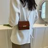 Simple Texture Messenger Small Square Bag Women's Bag New 2025 Korean Version Lacquered Crocodile Pattern Shoulder Armpit Bag Chain Bag