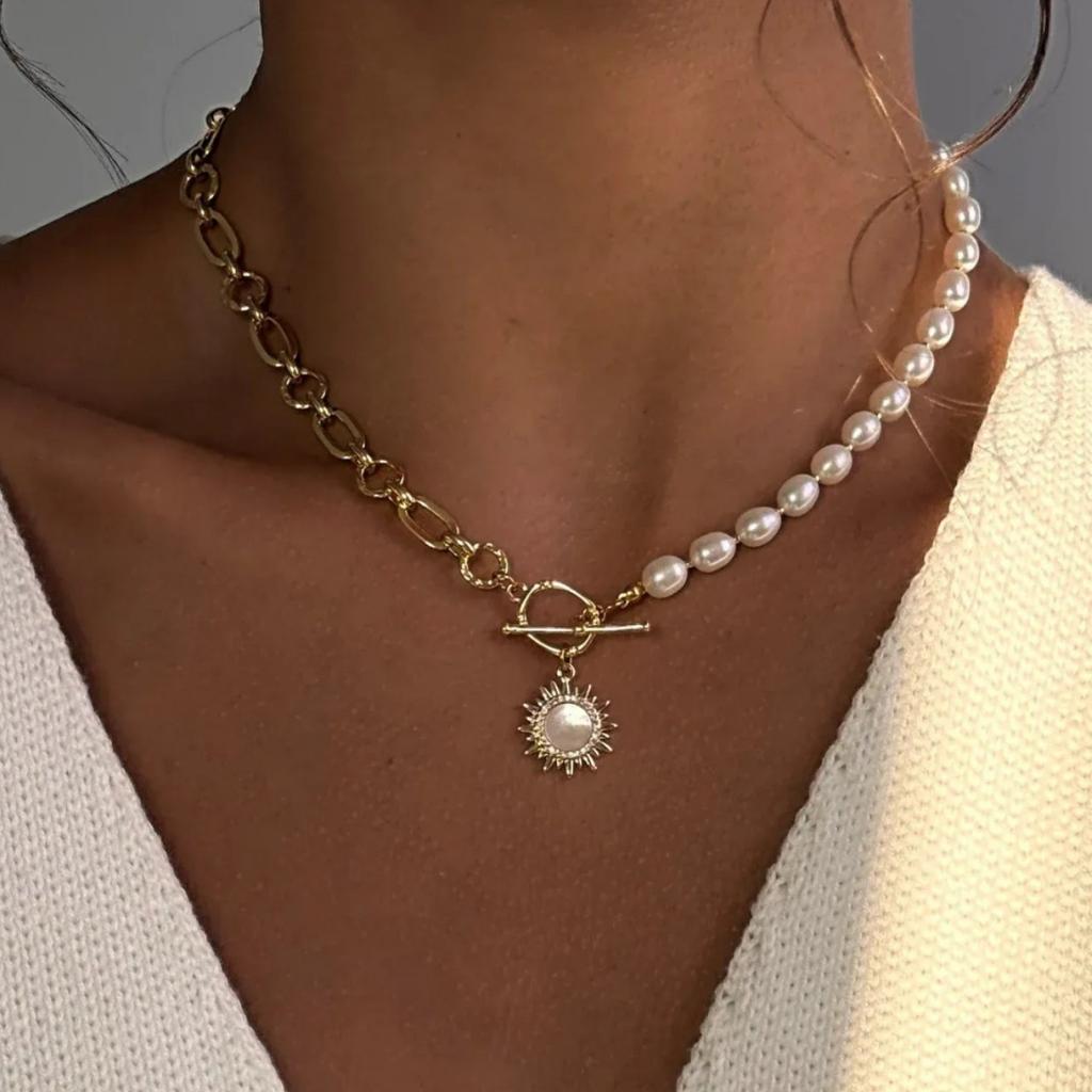 European and American jewelry ins splicing imitation pearl chain necklace personalized sun flower pendant collarbone chain women