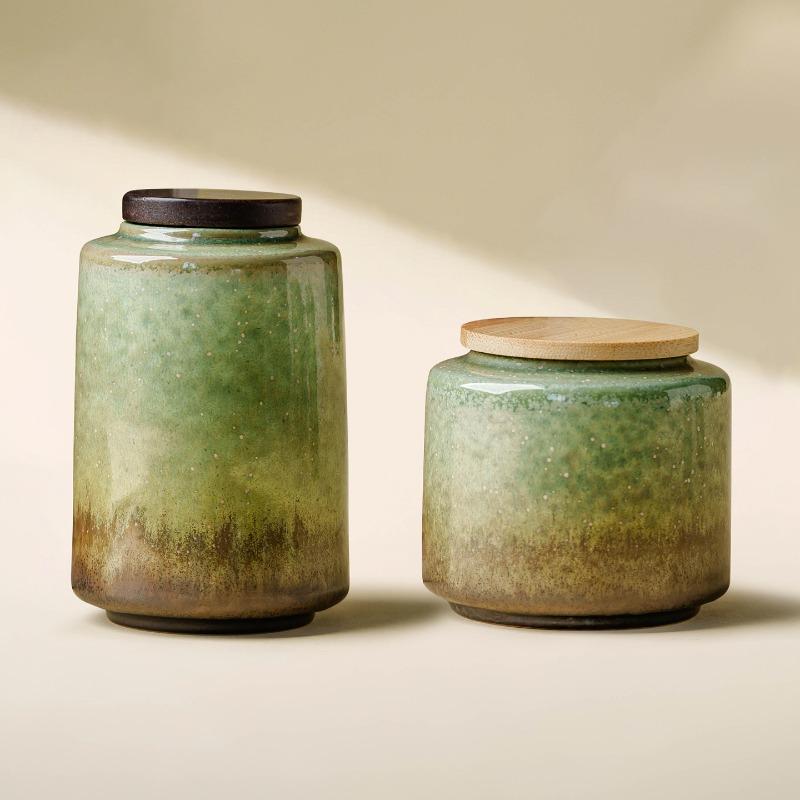 Creative Ceramic Green Tea Canister, Vintage Kiln-Glazed Sealed Candy Box Home Portable Storage Jar for Nuts and Coffee Beans