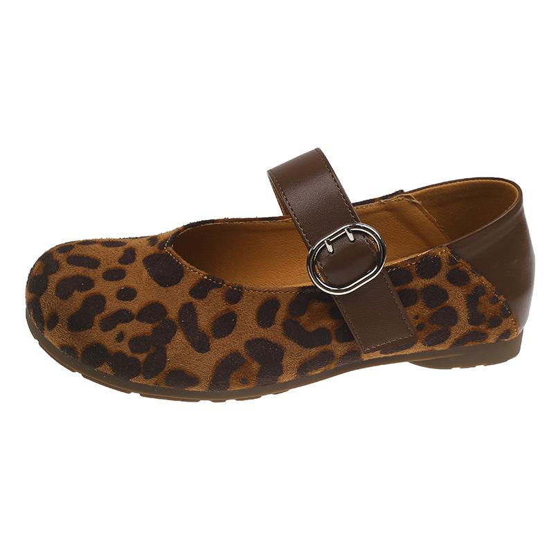 

Korean version of round head suede single shoes women s autumn 2025 new retro leopard print fashionable and versatile Mary Jane small leather shoes 40 леопардовый