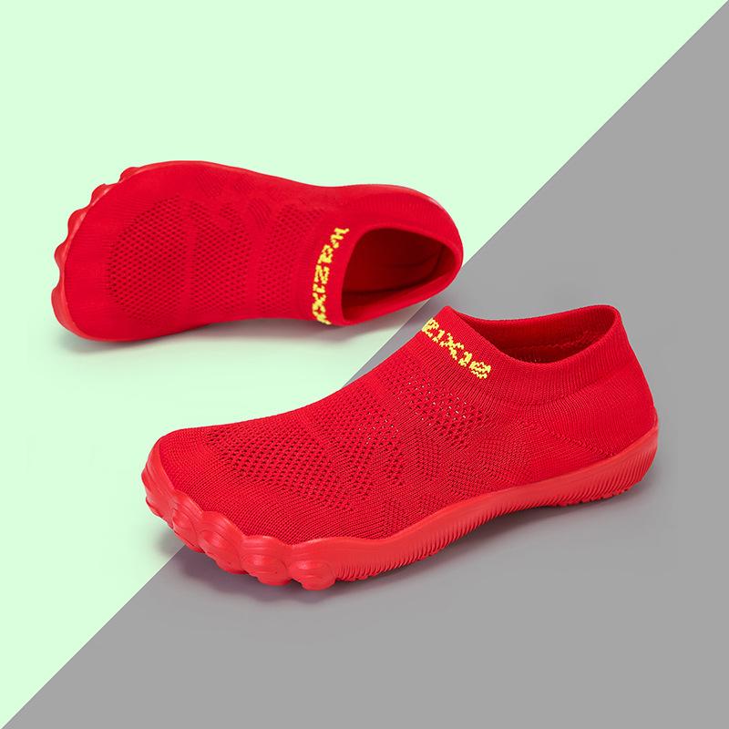 

New outdoor creek walking shoes wading shoes couple beach swimming cycling shoes indoor fitness yoga socks shoes 35