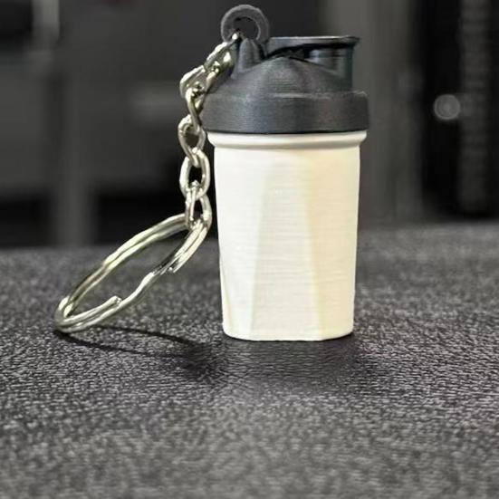 Shaker Cup Keychain Portable 3D Printed Workout Keychain with Metal Ring Bags Gym Backpack Pendant Mini Fitness Accessory