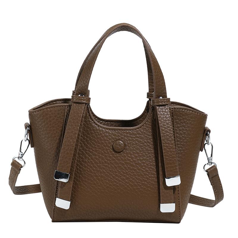 Niche Fashion Hand-carried Bucket Bag Women's Simple and Versatile Going Out Shoulder Bag Trendy Women's Messenger Bag