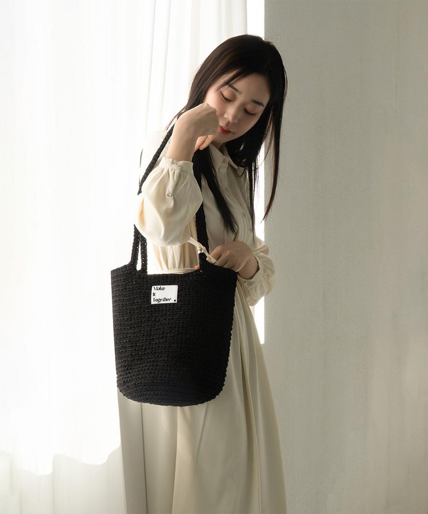 Mystikotita Simple Is Bag (Shoulder Ver.) - Black