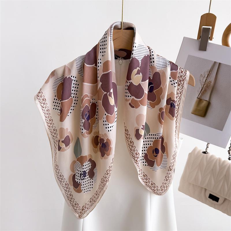 Yahua Painted Printing Imitation Silk Scarf Square Scarf High-End Shawl Versatile Neck Small Square Scarf Headscarf