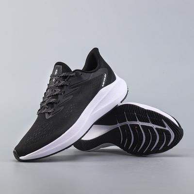 Υψηλής αισθητικής, ανθεκτικά στη φθορά και απορροφητικά των κραδασμών παπούτσια για τρέξιμο, διαθέσιμα σε πολλά χρώματα για άνεση.